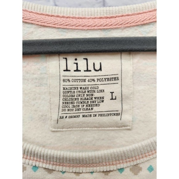 2/$25 LiLu Long Sleeve Scoop Neck Cream Blouse W/ Pale Pastel Geometric size L - Picture 12 of 12